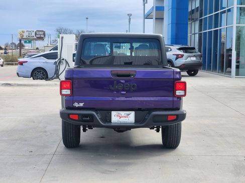 New 2026 Jeep Gladiator Sport image 8