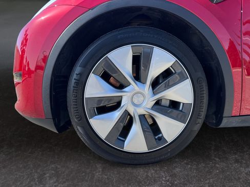 Used 2021 Tesla Model Y Long Range AWD/4WD image 9