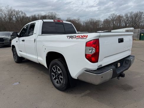 Used 2014 Toyota Tundra SR5 image 3
