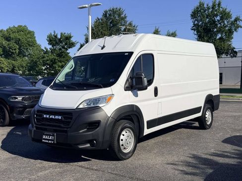 Used 2023 RAM ProMaster 2500 FWD image 5