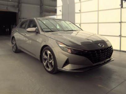 Used 2023 Hyundai Elantra SEL w/ Convenience Package FWD image 4