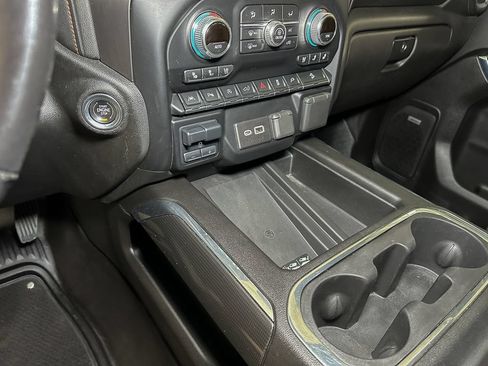 Used 2021 GMC Sierra 1500 AT4 w/ AT4 Value Package AWD/4WD image 37