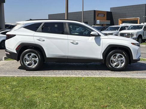 Used 2023 Hyundai Tucson SEL w/ Winter Package image 7