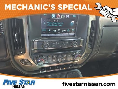Used 2017 Chevrolet Silverado 1500 High Country AWD/4WD image 19