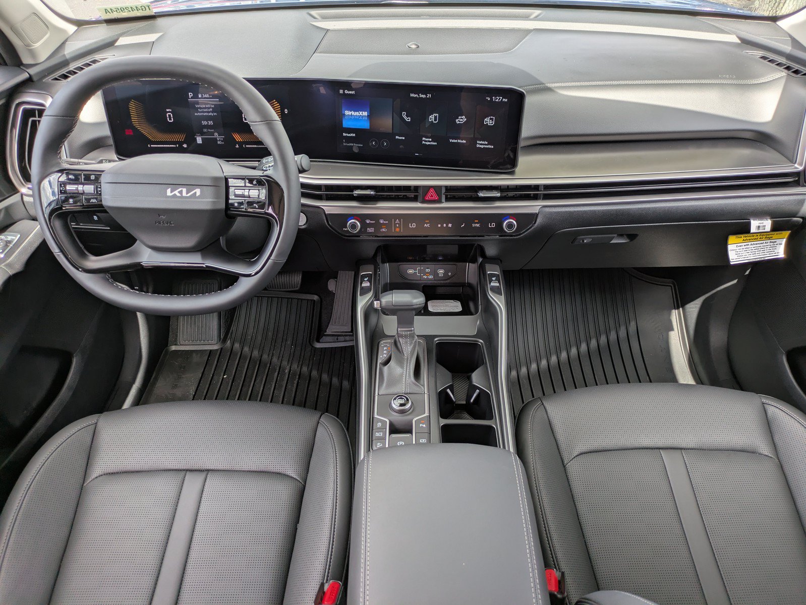 Certified 2026 Kia Sorento S w/ S Panoramic Sunroof Package FWD image 12
