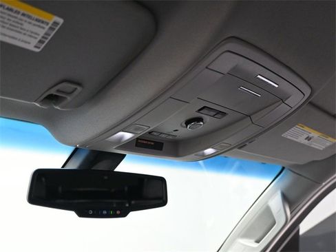 Used 2019 GMC Yukon XL SLE w/ Convenience Package image 9