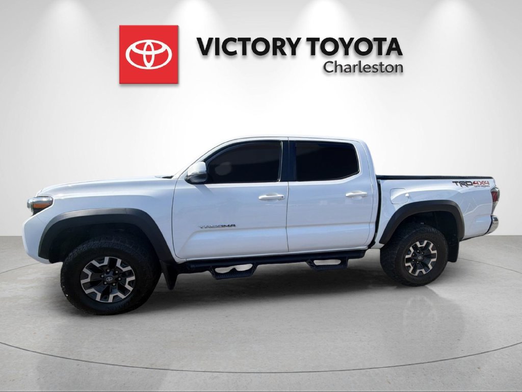 Used 2023 Toyota Tacoma TRD Off-Road AWD/4WD image 2