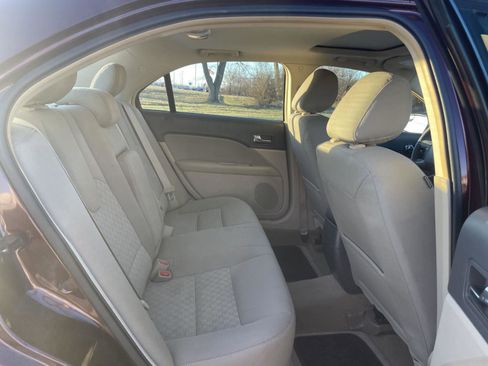 Used 2011 Ford Fusion SE w/ 202A Rapid Spec Order Code image 24