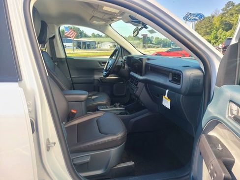 New 2025 Ford Maverick Lariat w/ Black Appearance Package image 6