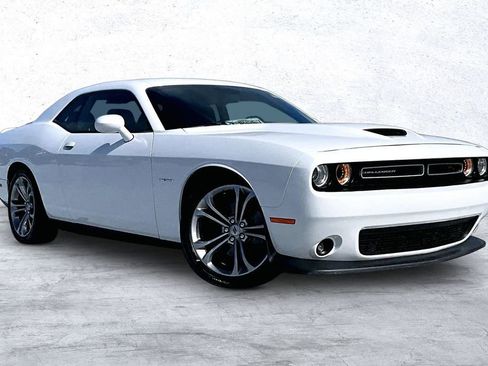 Used 2021 Dodge Challenger R/T RWD image 11