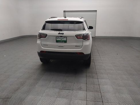 Used 2022 Jeep Compass Latitude AWD/4WD image 7