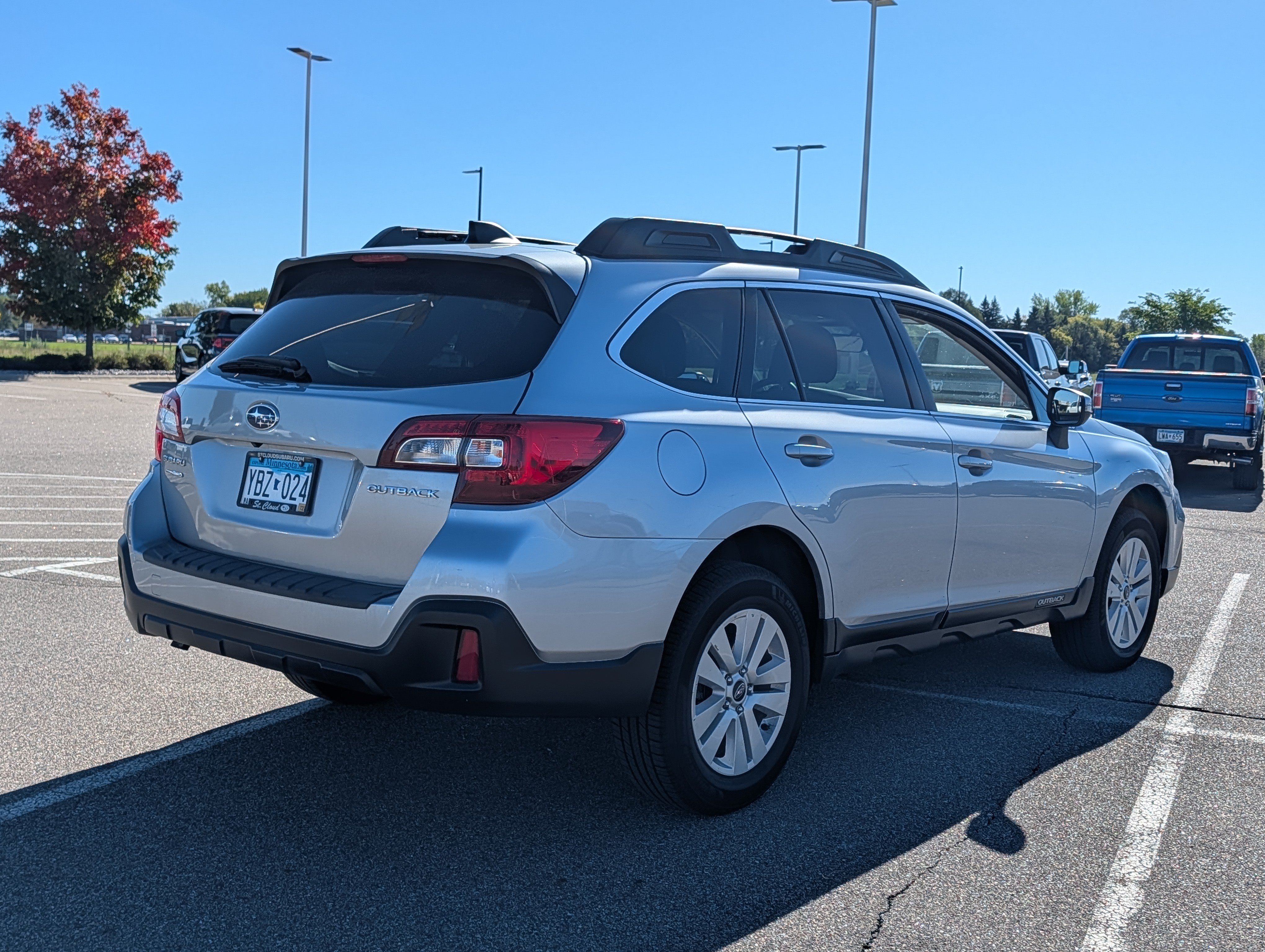Used 2019 Subaru Outback 2.5i Premium AWD/4WD image 4
