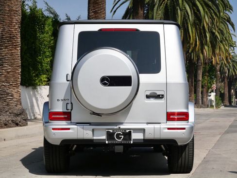 Used 2025 Mercedes-Benz G 550 image 5