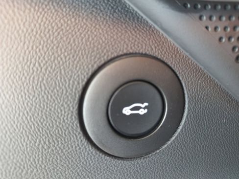 Used 2023 Chevrolet Camaro LT image 11