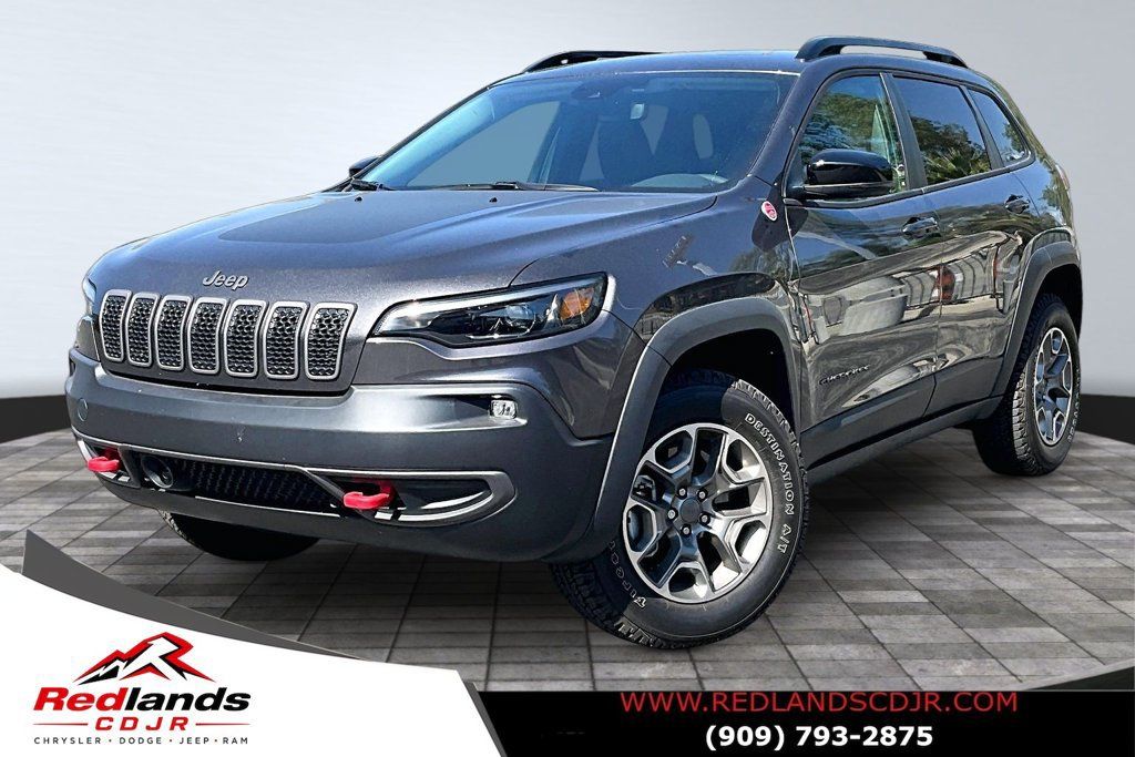 Used 2022 Jeep Cherokee Trailhawk w/ Comfort/Convenience Group AWD/4WD image 1