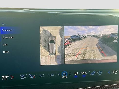 New 2026 Chevrolet Traverse RS image 13