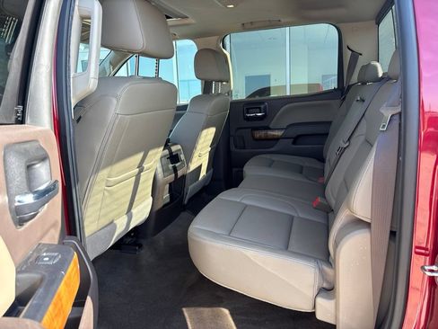 Used 2018 GMC Sierra 1500 SLT AWD/4WD image 8
