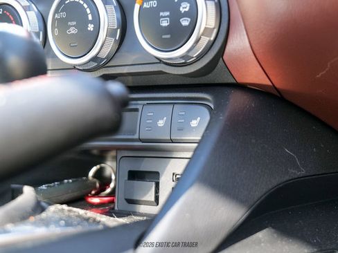 Used 2017 MAZDA MX-5 Miata RF Grand Touring RWD image 39
