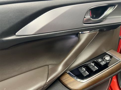 Used 2023 MAZDA CX-9 Signature image 22