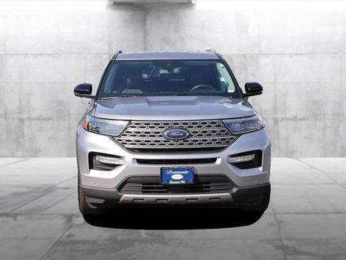 Used 2021 Ford Explorer Limited w/ Equipment Group 301A AWD/4WD image 4