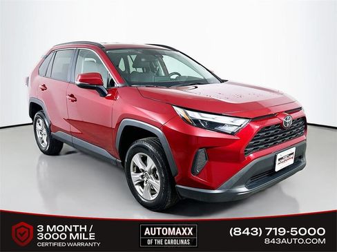 Used 2025 Toyota RAV4 XLE FWD image 1