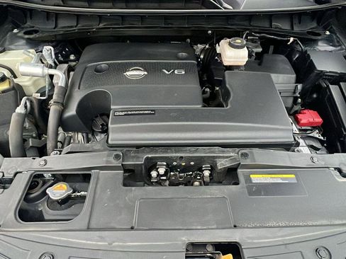 Used 2021 Nissan Murano Platinum w/ Cargo Package image 10