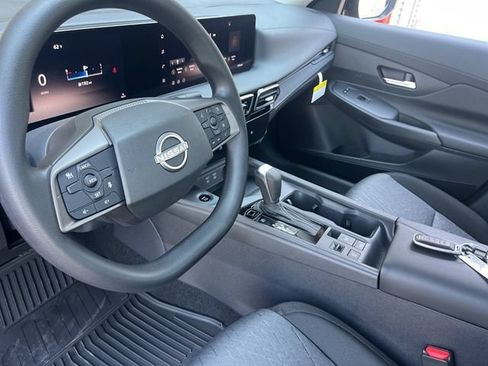 Used 2026 Nissan Sentra SV w/ Floor Mat Package FWD image 10