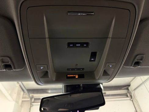 Used 2015 Chevrolet Silverado 2500 LTZ w/ LTZ Plus Package image 20