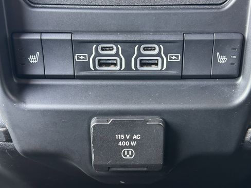 Used 2021 RAM 1500 Rebel w/ Rebel Level 2 Equipment Group AWD/4WD image 43