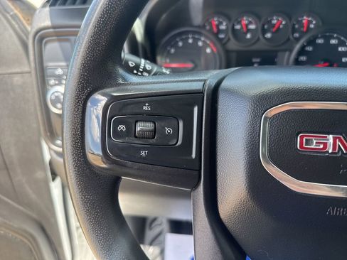 Used 2022 GMC Sierra 2500 Pro w/ Convenience Package RWD image 18