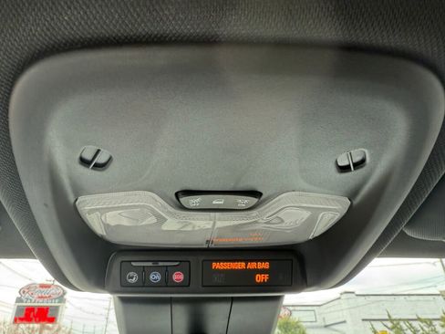 Used 2023 Chevrolet Colorado LT image 19