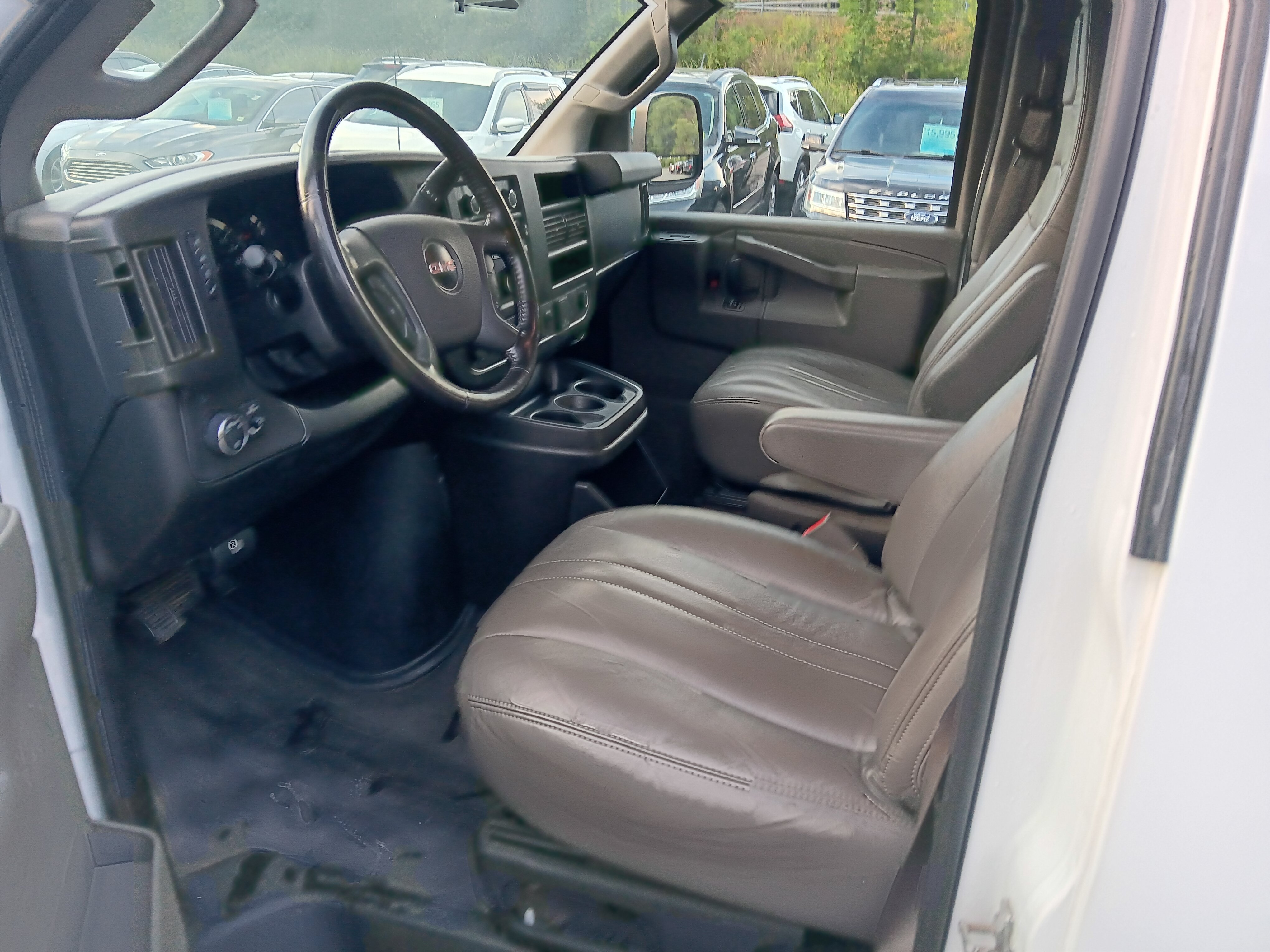 Used 2021 GMC Savana 2500 w/ Driver Convenience Package RWD image 8