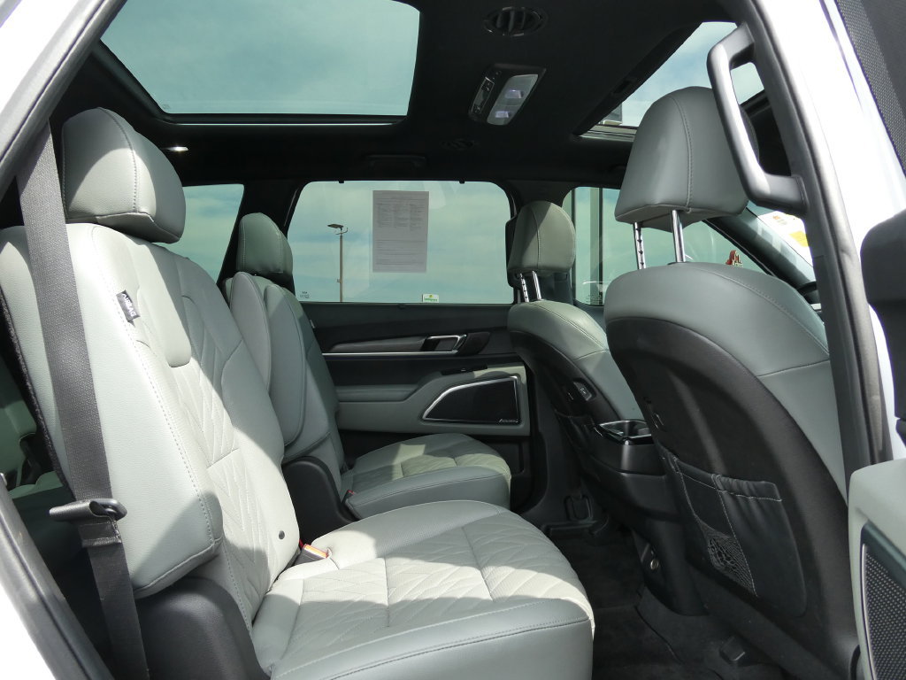 Used 2024 Kia Telluride SX X-Line AWD/4WD image 15