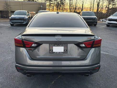 Used 2024 Nissan Altima 2.0 SR image 6