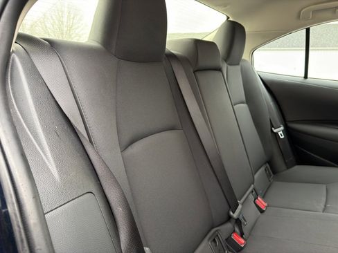 Used 2025 Toyota Corolla LE image 24