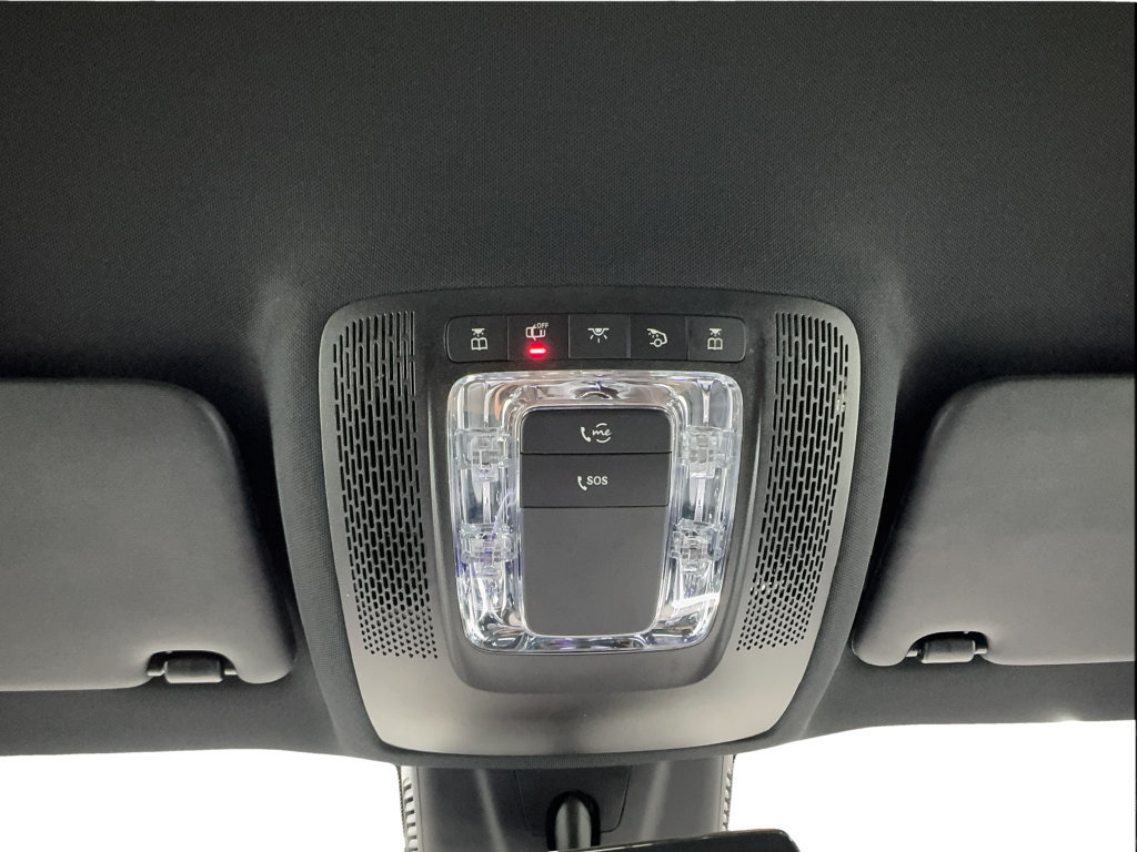 Used 2023 Mercedes-Benz EQB 300 4MATIC w/ Exclusive Package image 45