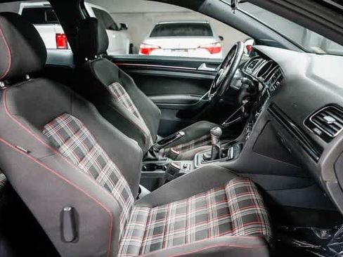 Used 2016 Volkswagen GTI S image 15