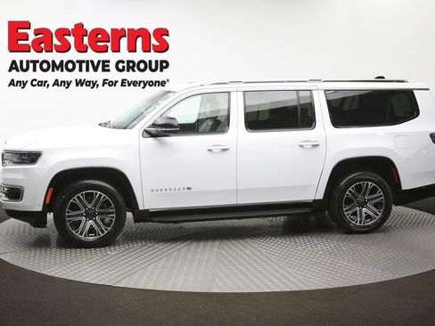 Used 2024 Jeep Wagoneer L Series II w/ Flexible Seating Group RWD image 62