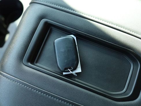 Used 2020 GMC Sierra 1500 Elevation image 26