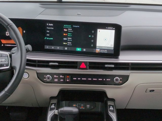 Used 2024 Kia Sorento S w/ Panoramic Sunroof Package FWD image 18