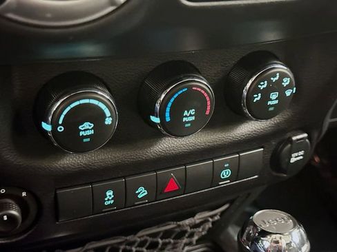 Used 2015 Jeep Wrangler Unlimited Sahara w/ Trailer Tow Group image 14