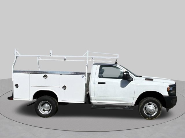 New 2024 RAM 3500 Tradesman AWD/4WD image 2