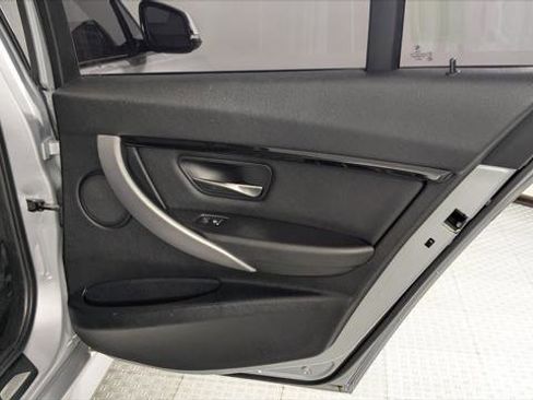 Used 2016 BMW 328i Sedan image 19