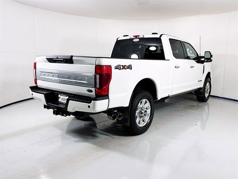 Used 2022 Ford F350 Platinum image 5