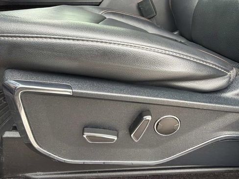 Used 2021 Ford F150 Lariat w/ Equipment Group 502A High image 22