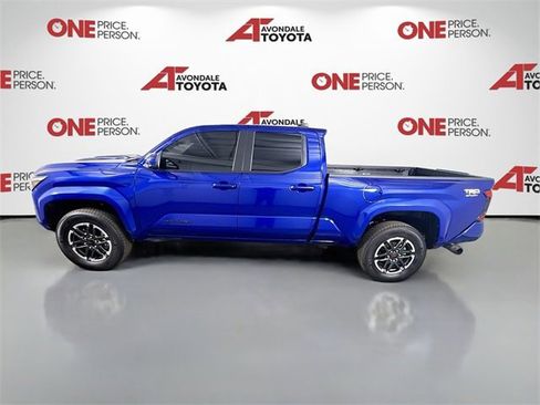 Certified 2025 Toyota Tacoma TRD Sport image 4