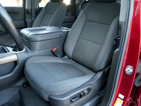 Used 2021 Chevrolet Silverado 1500 LT Trail Boss w/ Convenience Package II AWD/4WD image 6