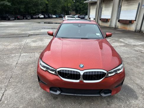 Used 2021 BMW 330i xDrive Sedan w/ Premium Package AWD/4WD image 17