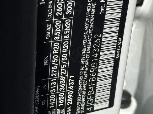 Certified 2024 Mercedes-Benz GLE 350 4MATIC w/ Driver Assistance Package image 37