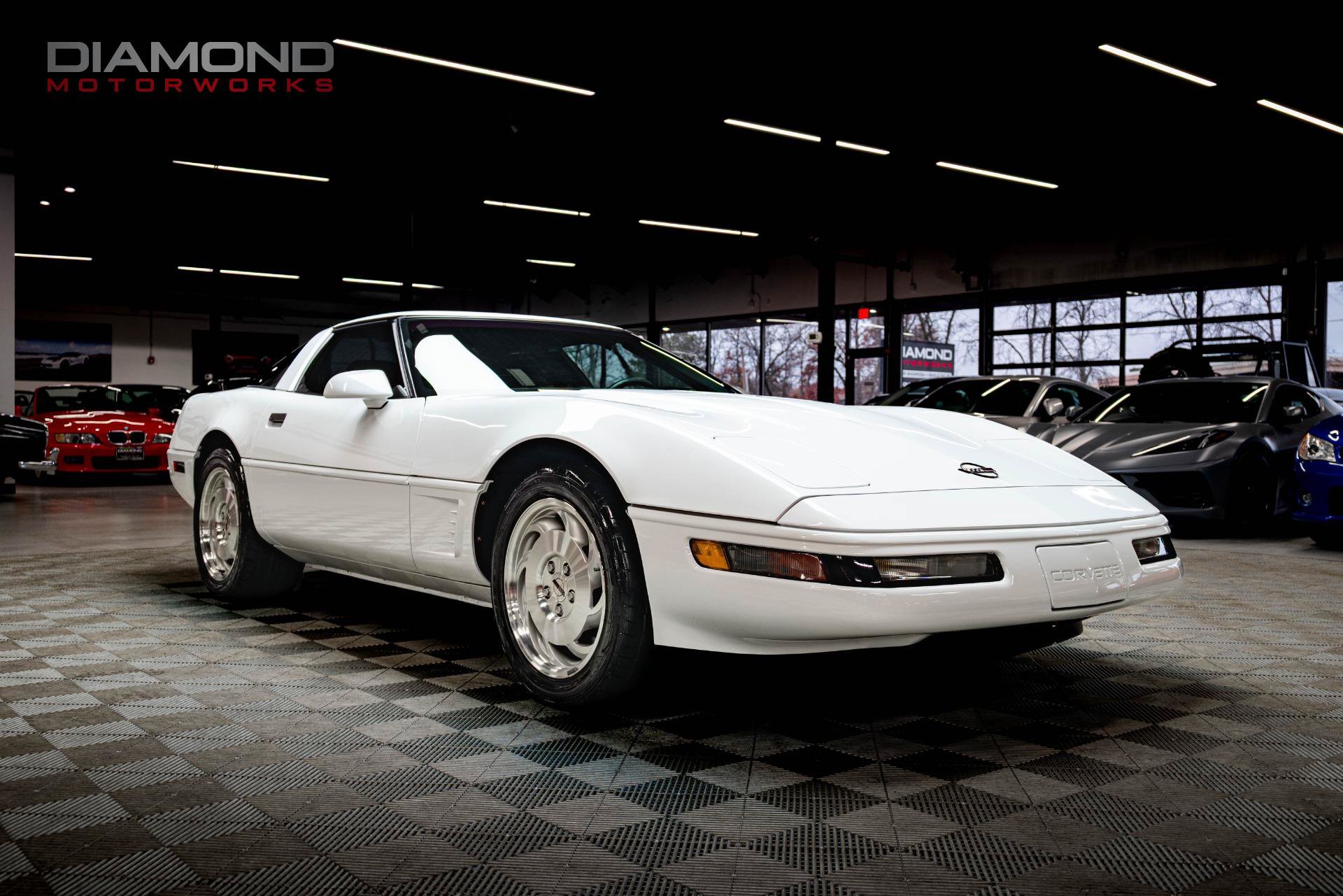 Used 1995 Chevrolet Corvette Coupe RWD image 28